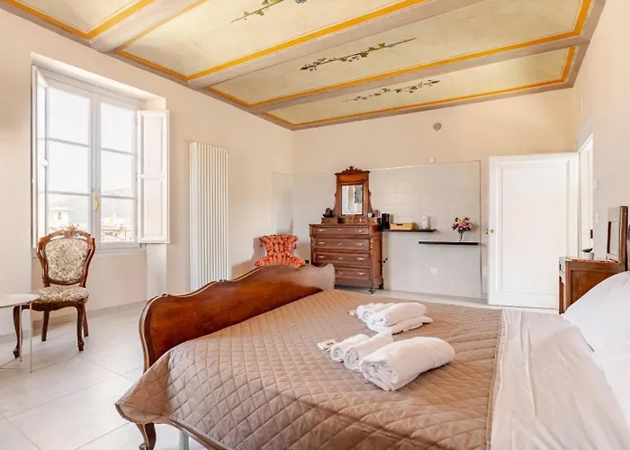 Appartement Palazzo Picalfieri D Epoca LʼAquila